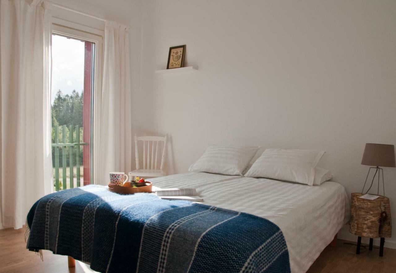 Bed and Breakfast Escape To Paulssonpaleo Simlångsdalen Exterior foto